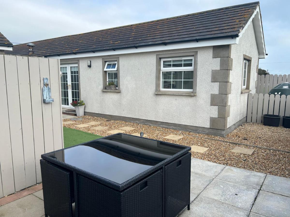 Smythe Cottage Kirkistown Exterior photo